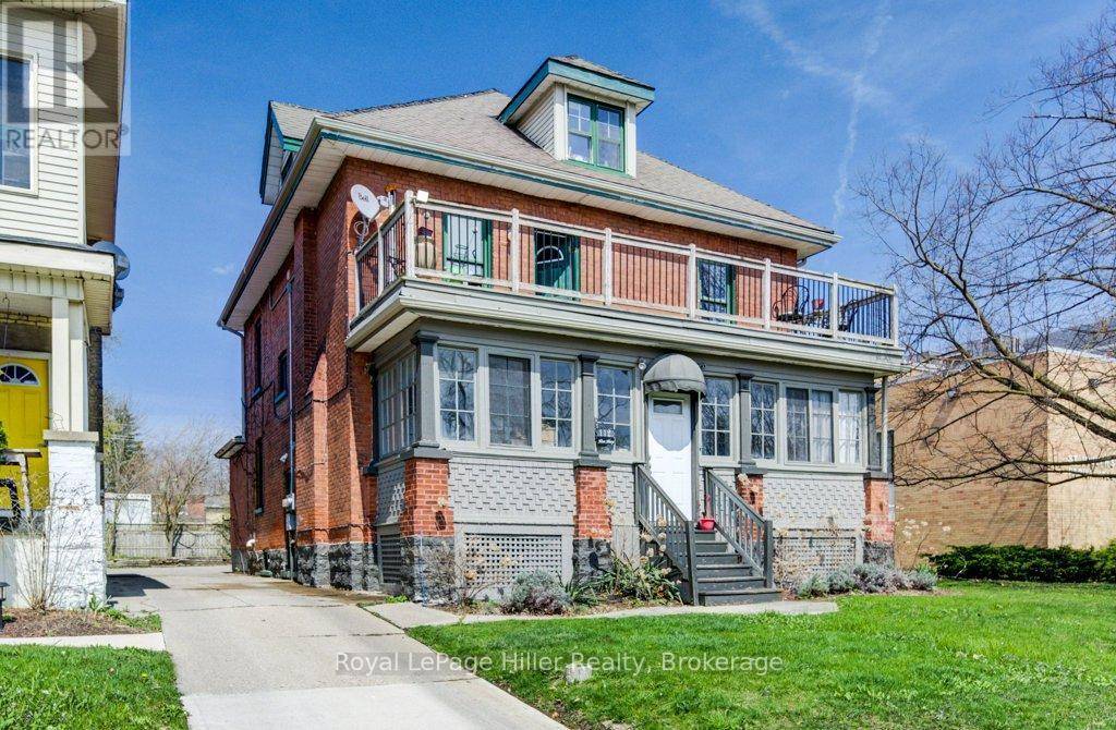 Stratford, ON N5A5S6,112 HURON STREET
