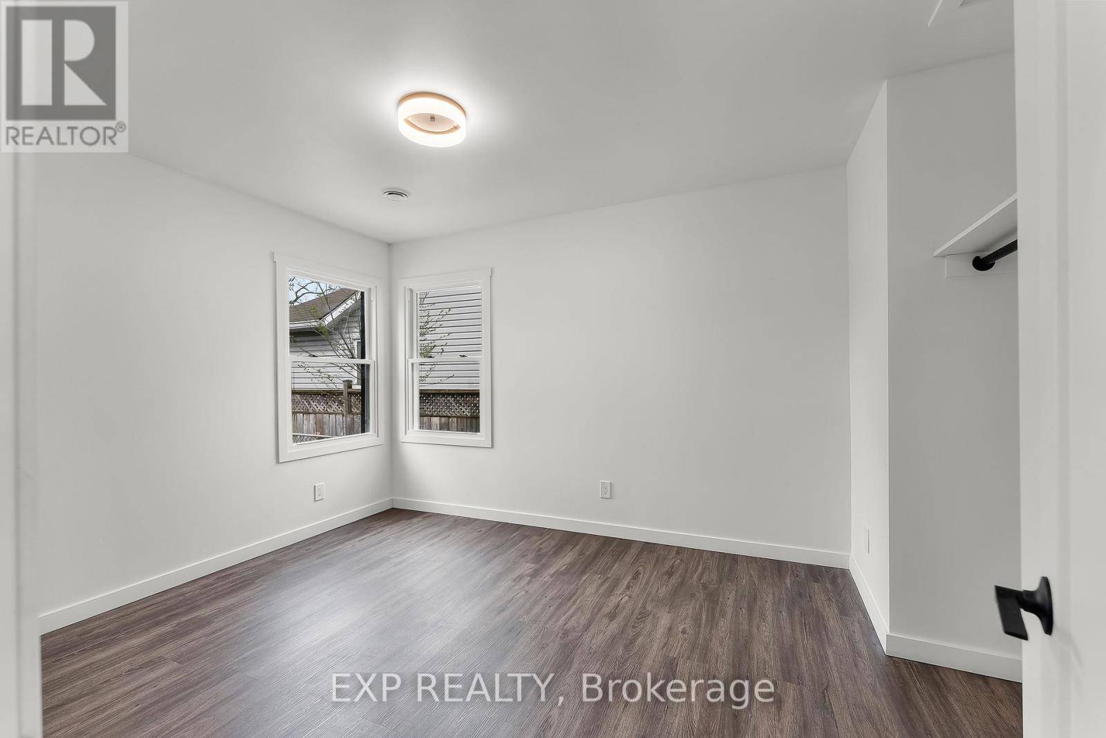 St. Catharines (fairview), ON L2N1X9,23 SANDOWN STREET