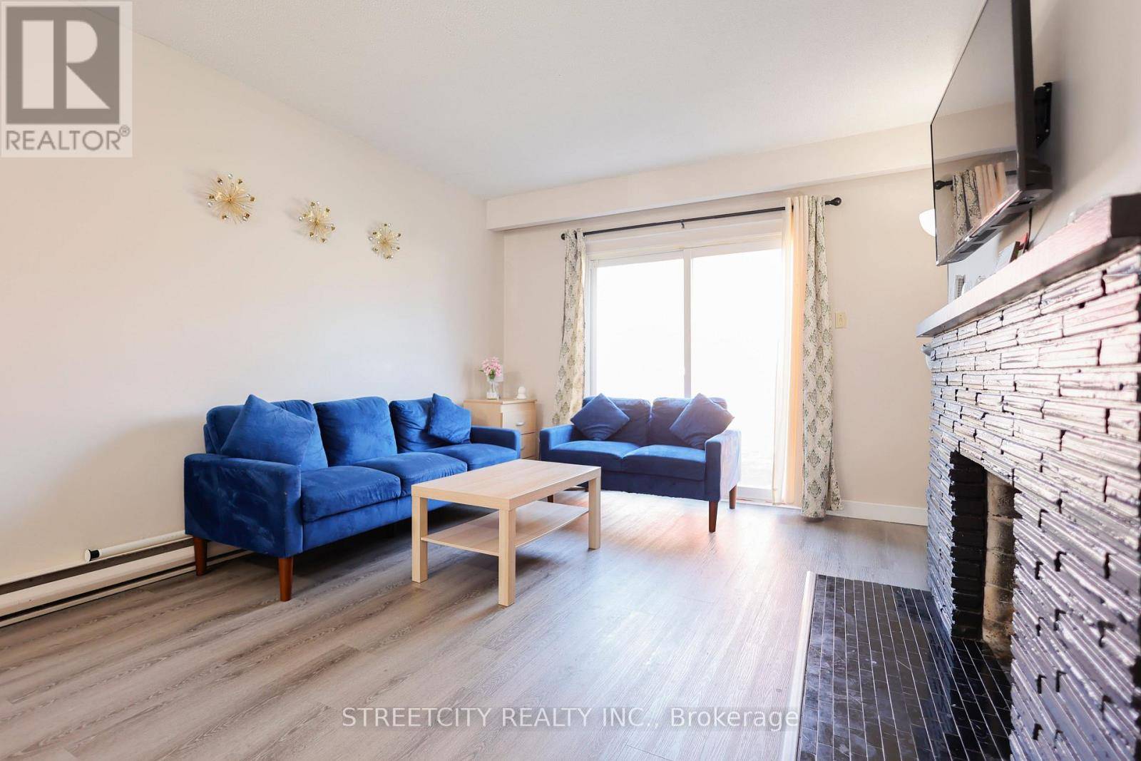 London East (east A), ON N5Y1V4,1090 Kipps LN #141