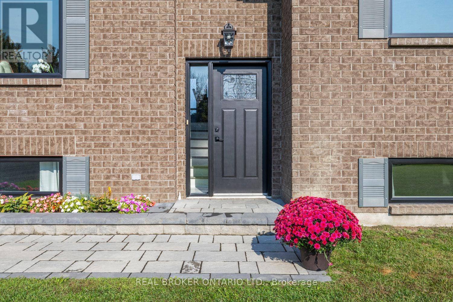 North Grenville, ON K0G1S0,883 CRAIG ROAD