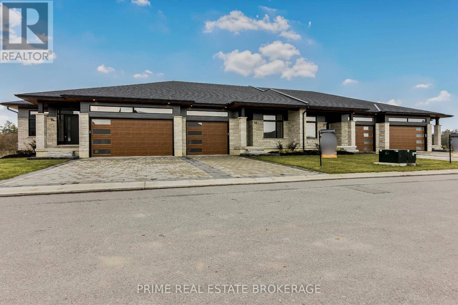 Lambton Shores (grand Bend), ON N0M1T0,14 COASTAL CRES #49