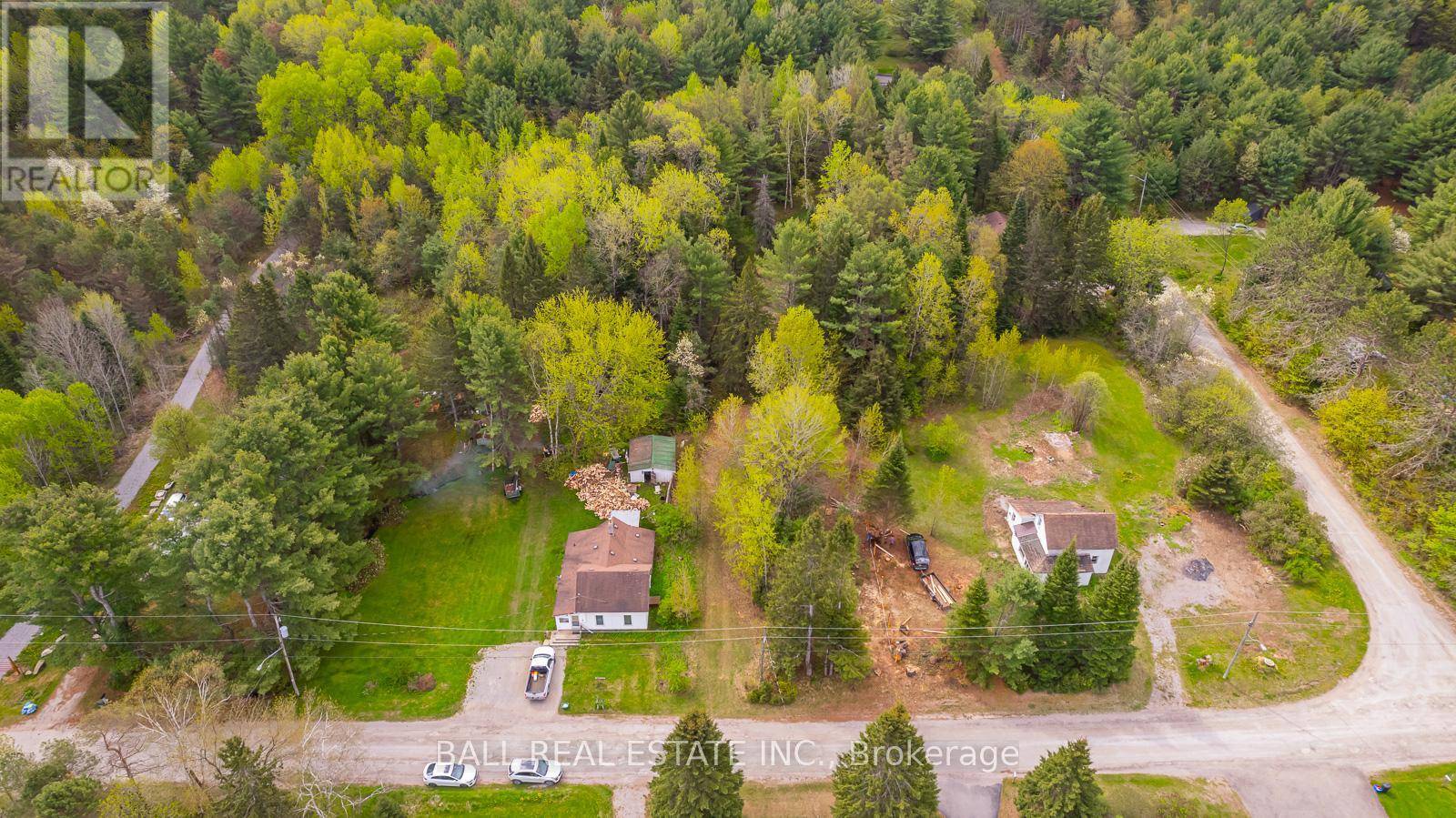 Kawartha Lakes (kinmount), ON K0M2A0,0 THE AVENUE