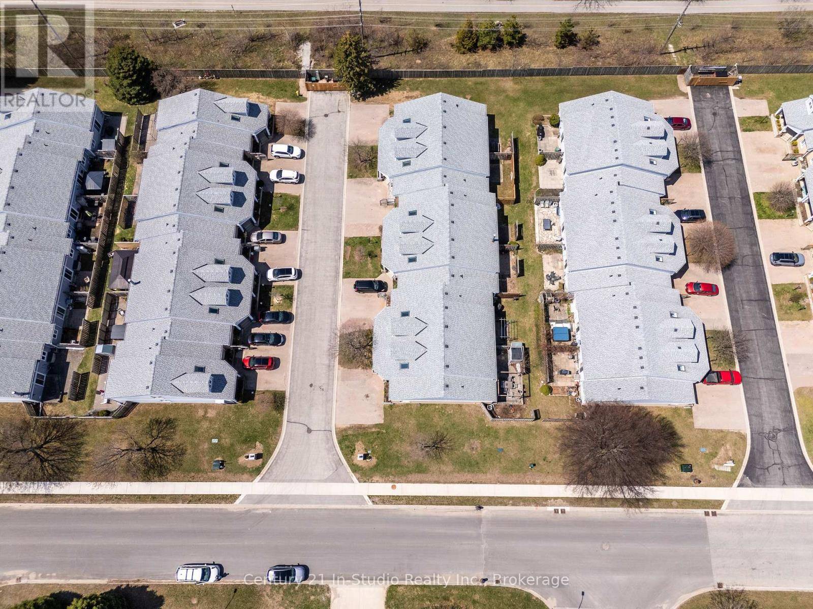 Saugeen Shores, ON N0H2C4,874 Arlington ST #Unit 14