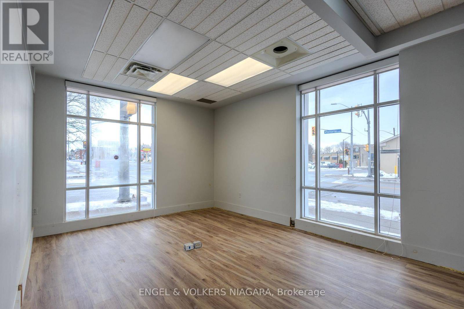 Niagara Falls (downtown), ON L2E4C3,4796 VICTORIA AVE AVENUE