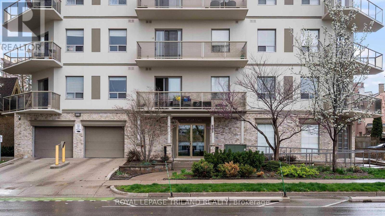 London East (east F), ON N6B2T2,435 COLBORNE ST #203