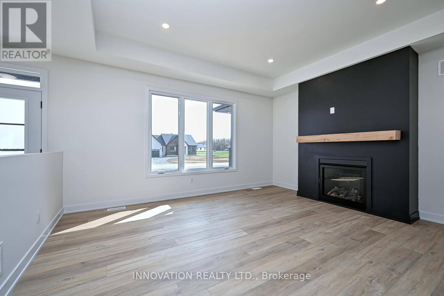 North Dundas, ON K0E1S0,1683 SHARON STREET