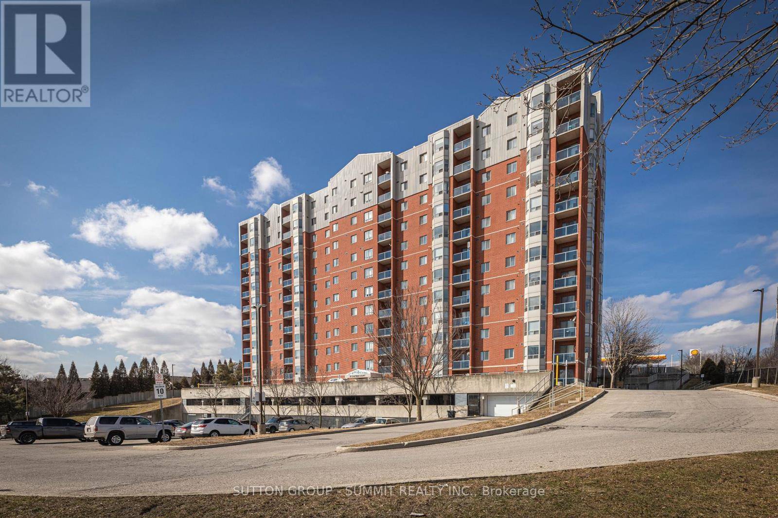 London North (north I), ON N6G4Y4,30 Chapman CT #806