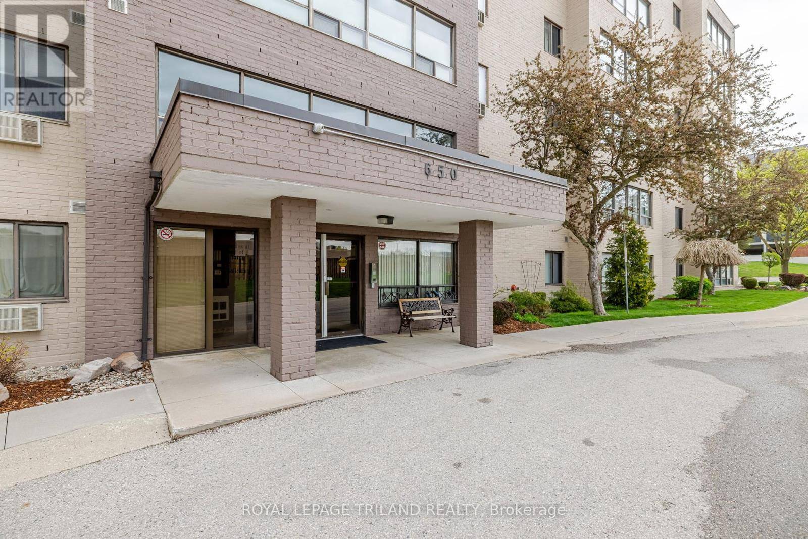 London East (east C), ON N5Y5J8,650 Cheapside ST #504