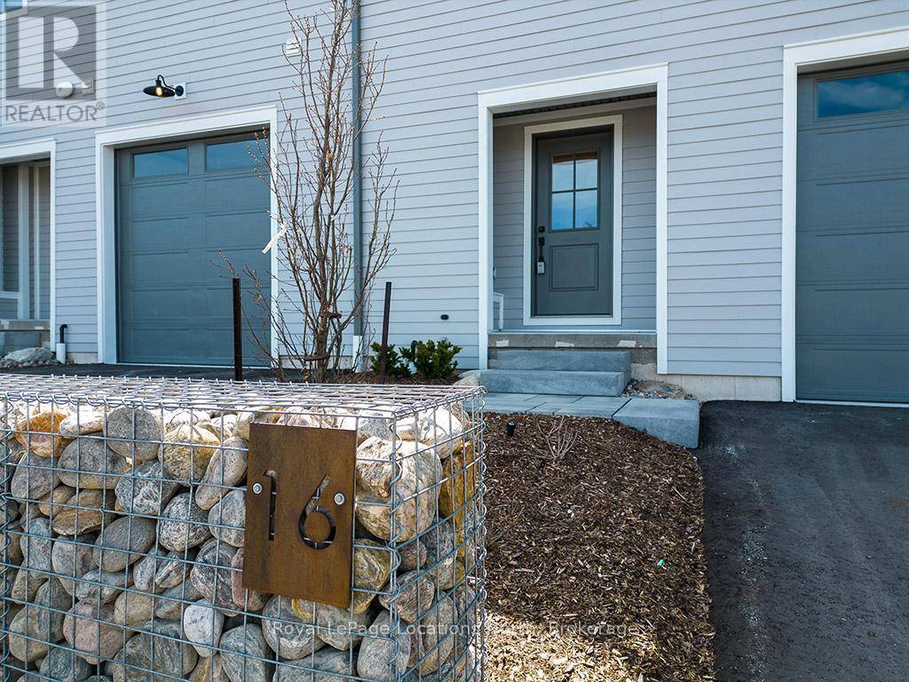 Blue Mountains, ON N0H2P0,134 Landry LN #16