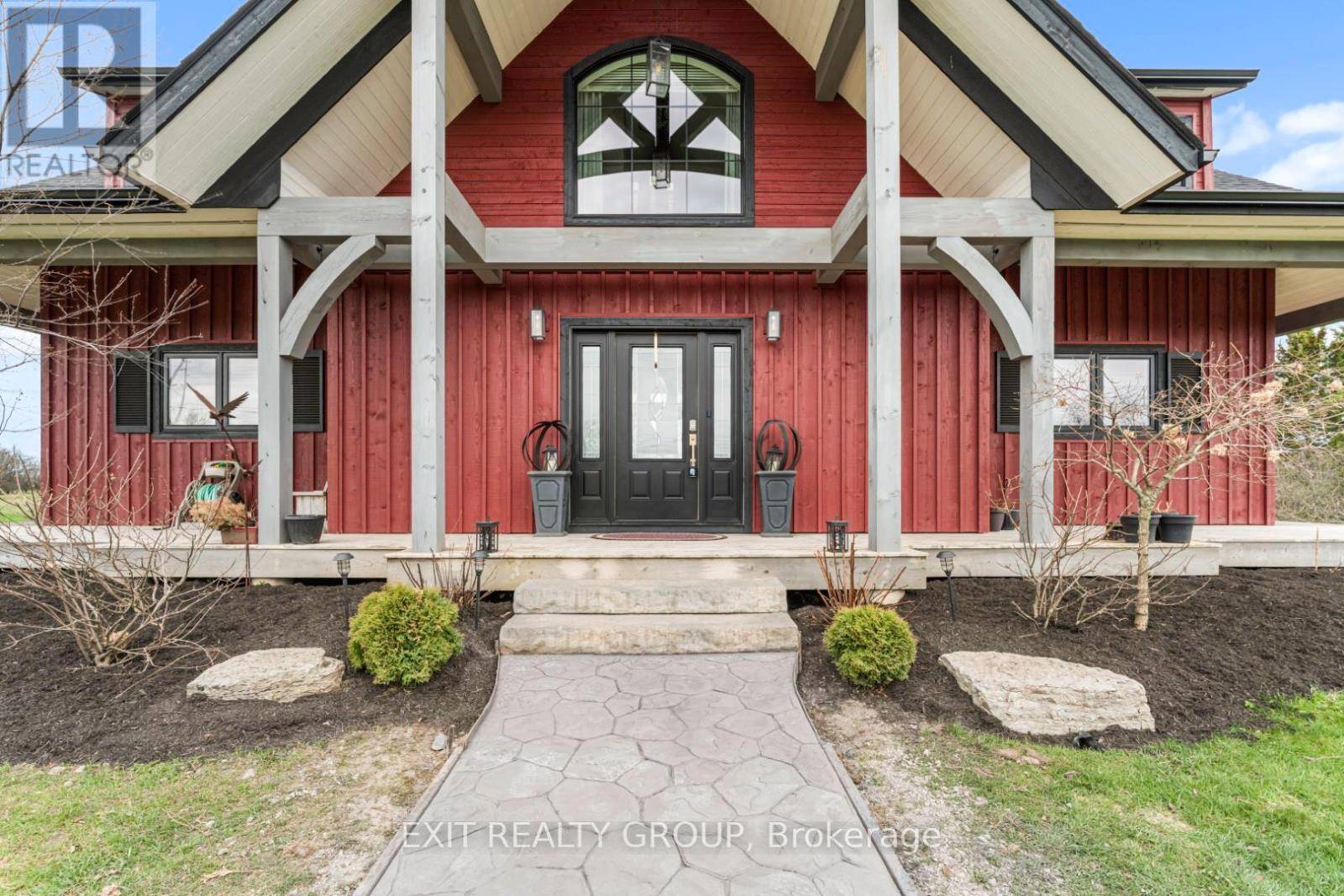 Prince Edward County (ameliasburg Ward), ON K0K1T0,20851 LOYALIST PARKWAY