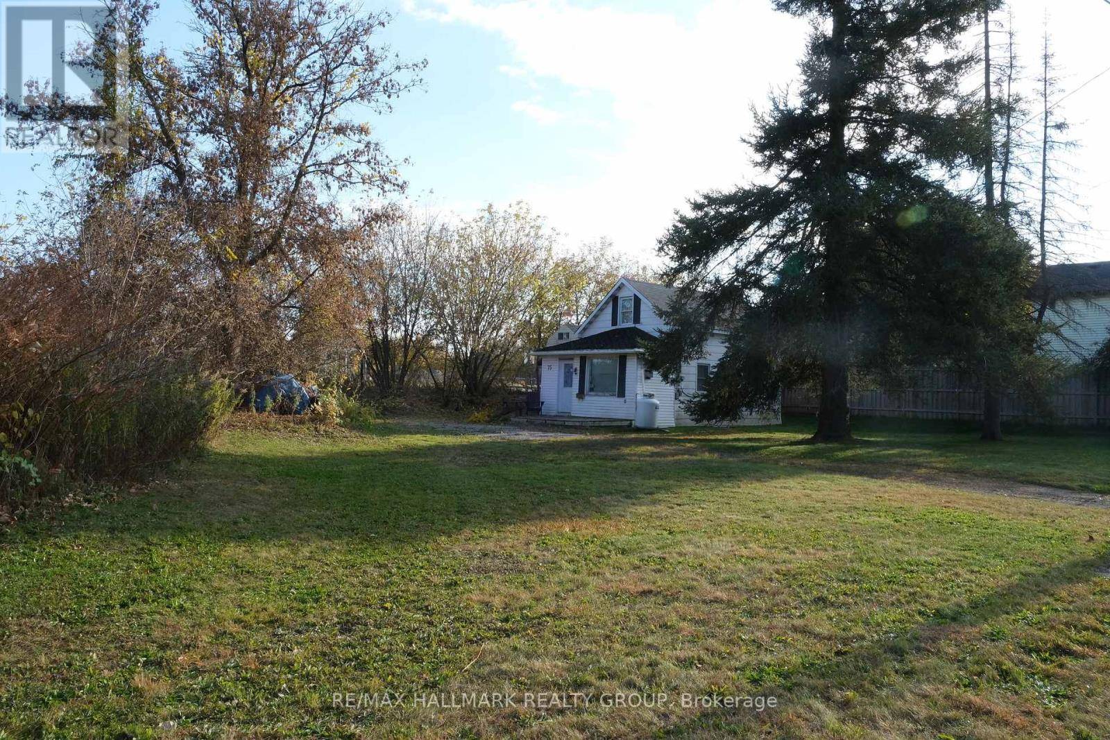 Brockville, ON K6V4H6,75 LOUIS STREET
