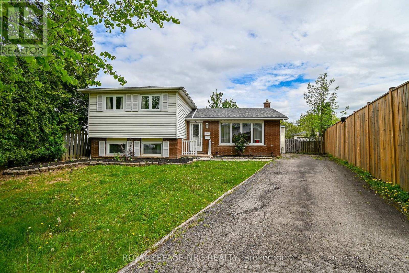 Niagara Falls (oldfield), ON L2G7R3,7404 SANDY COURT