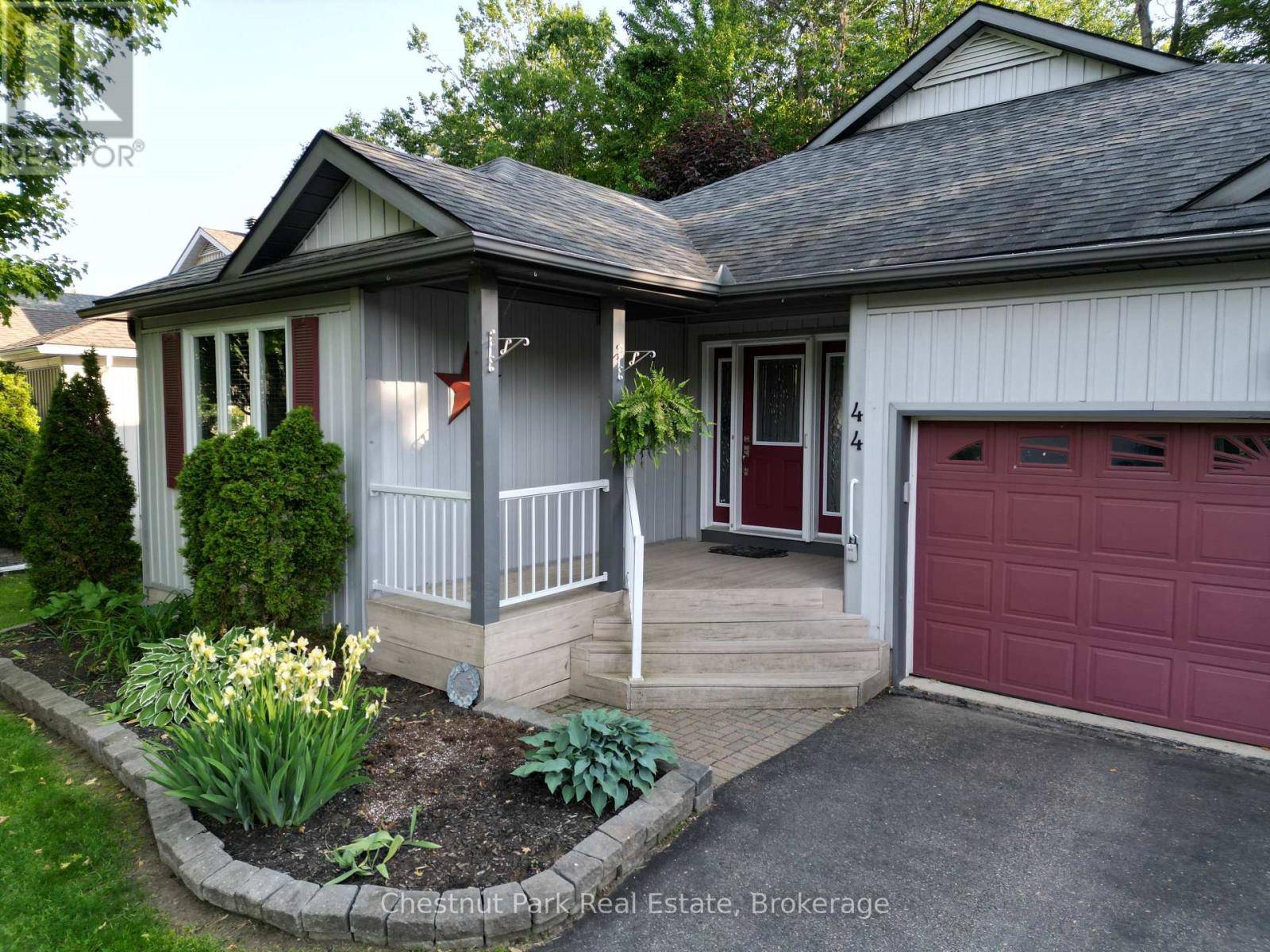 Gravenhurst (muskoka (s)), ON P1P1Y8,44 SPRINGWOOD CRESCENT