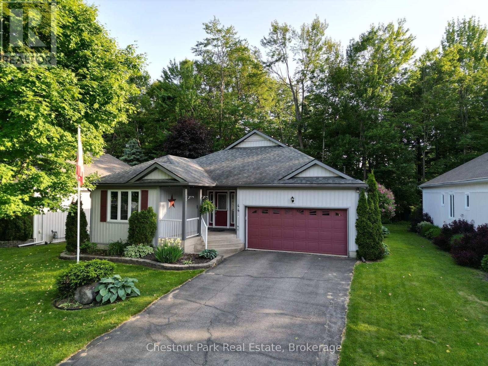Gravenhurst (muskoka (s)), ON P1P1Y8,44 SPRINGWOOD CRESCENT
