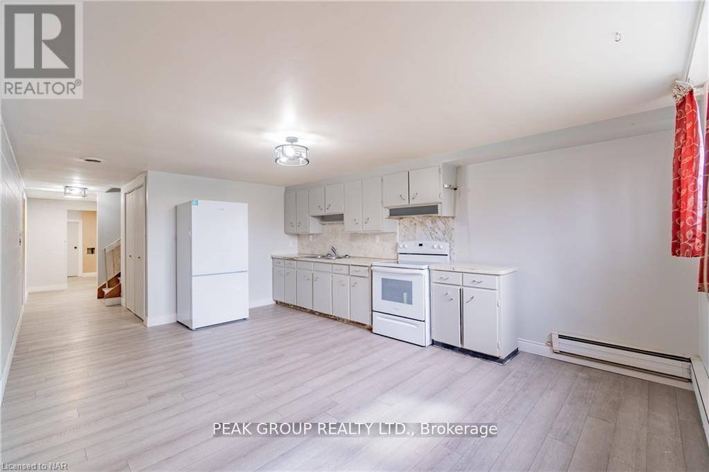 Fort Erie (central), ON L2A1Z6,248 BERTIE ST #LOWER