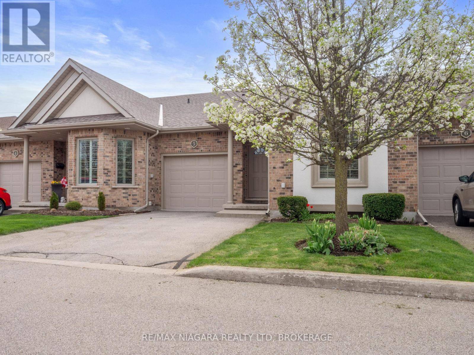 Niagara Falls (ascot), ON L2H1K1,4291 Montrose RD #5