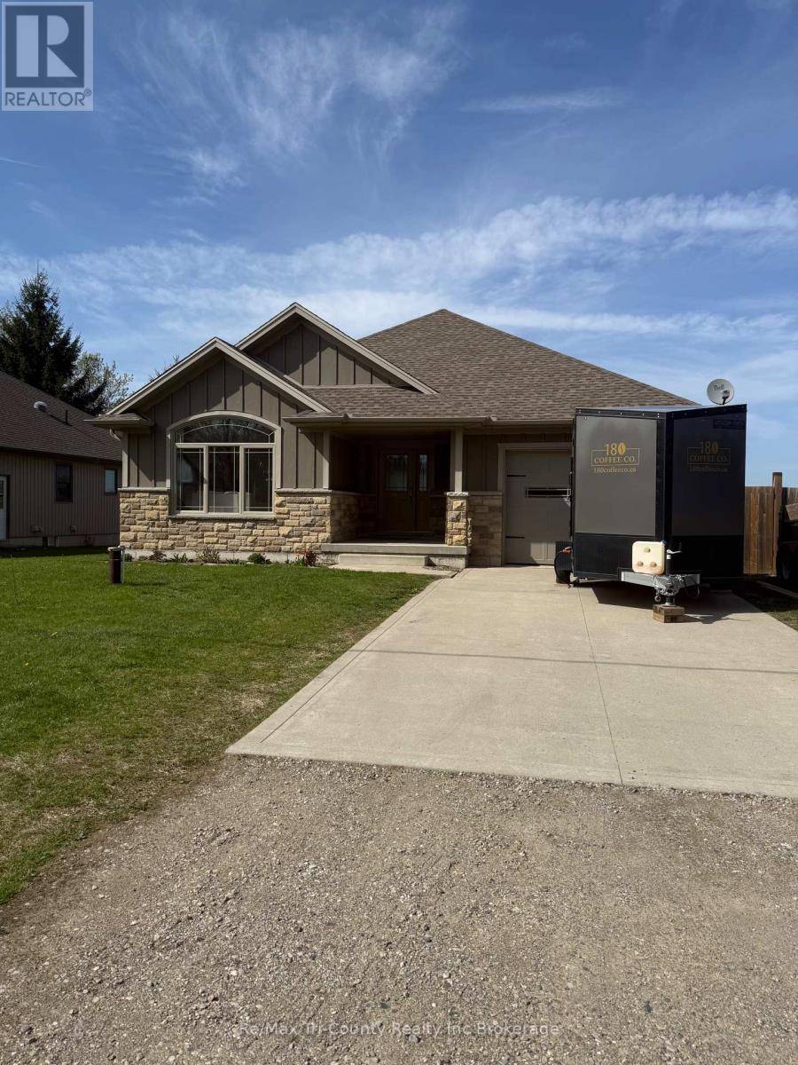 Bayham (straffordville), ON N0J1Y0,56246 DONNELLY DRIVE