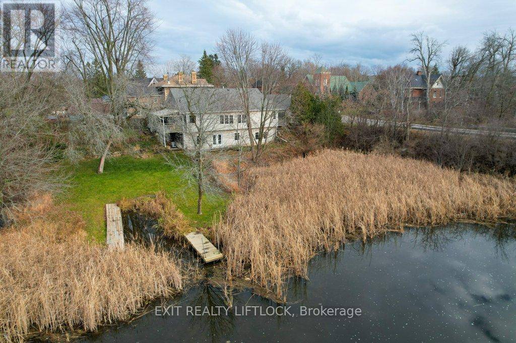 Kawartha Lakes (omemee), ON K0L2W0,57 KING STREET E