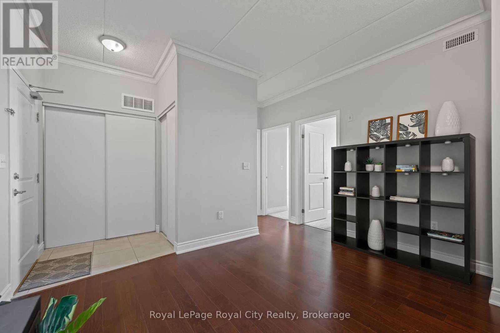 Guelph (pineridge/westminster Woods), ON N1L1C8,1440 GORDON ST #311