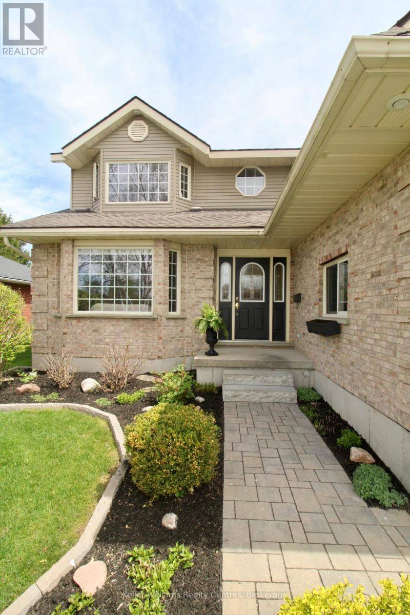 Hanover, ON N4N3S9,265 4TH STREET CRESCENT