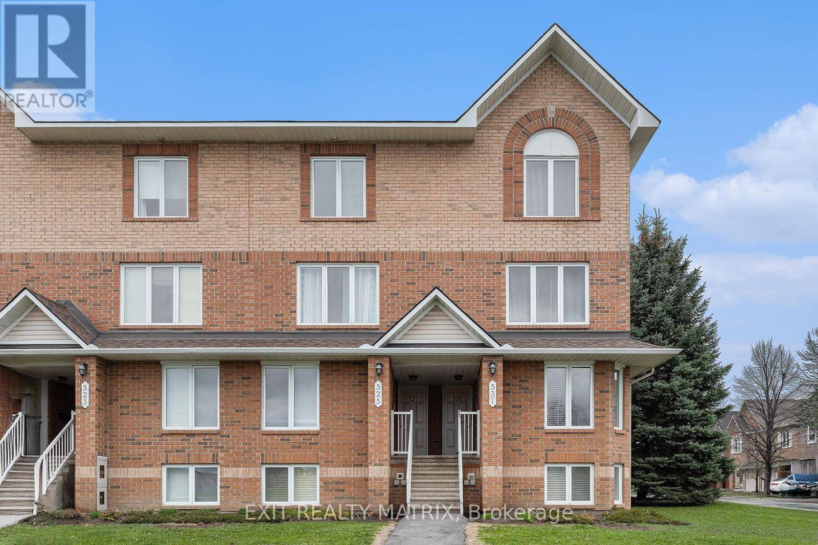 Ottawa, ON K4A4T9,525 AQUAVIEW DRIVE