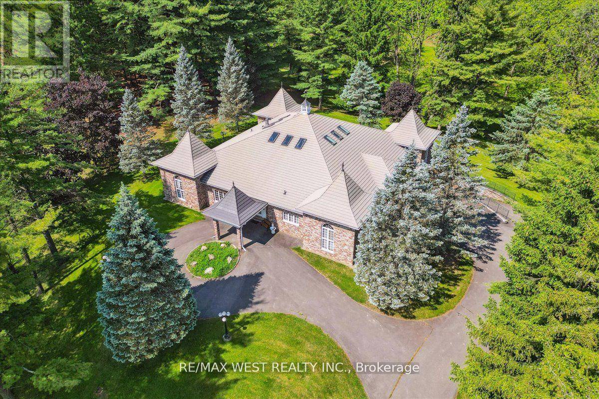 Pelham (fonthill), ON L0S1E3,1630 PELHAM STREET