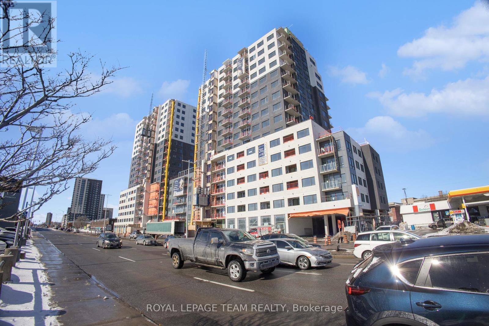 Ottawa, ON K2A1C4,1655 Carling AVE #A613