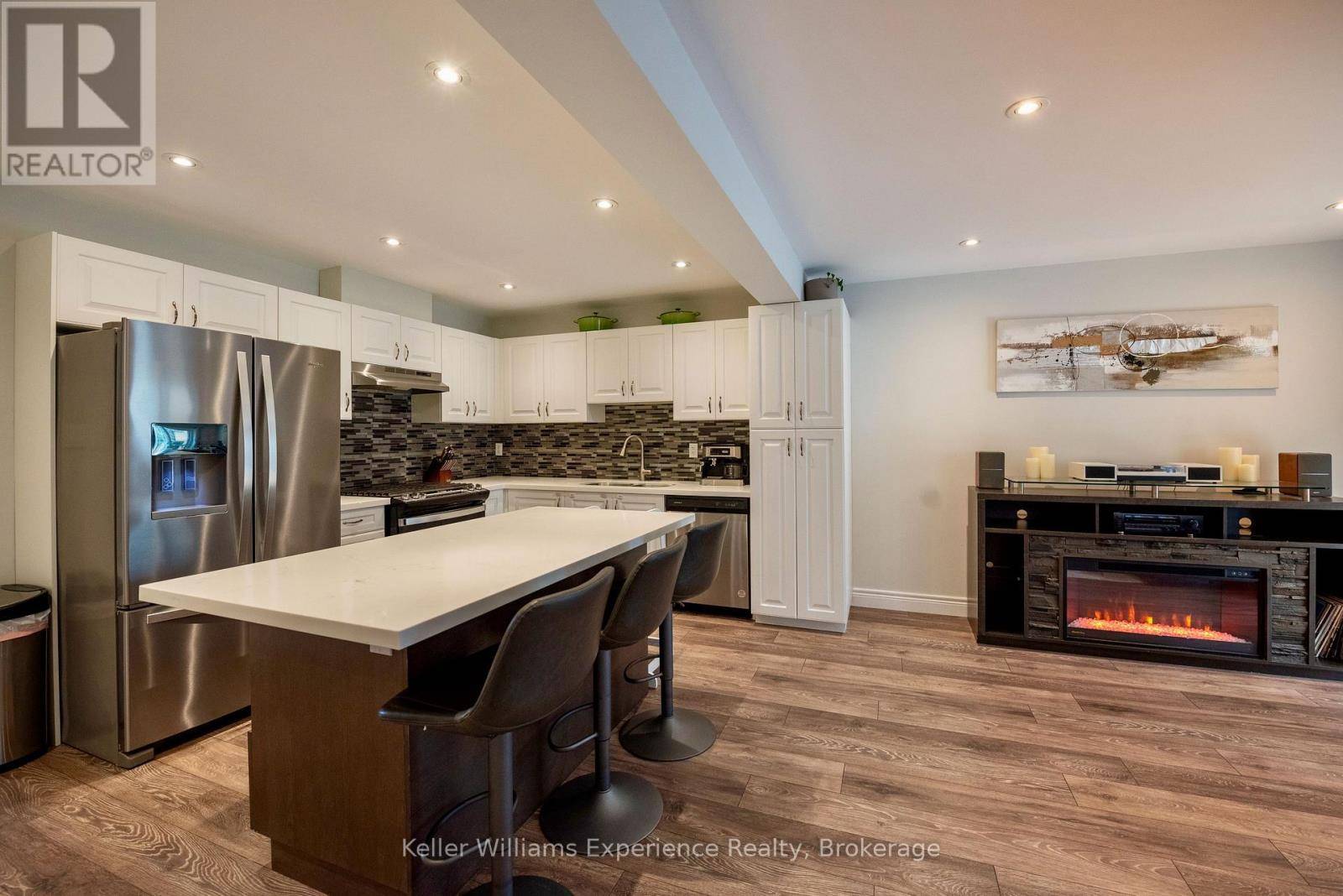 Bracebridge (macaulay), ON P1L0C8,31 NICOLE PARK COURT