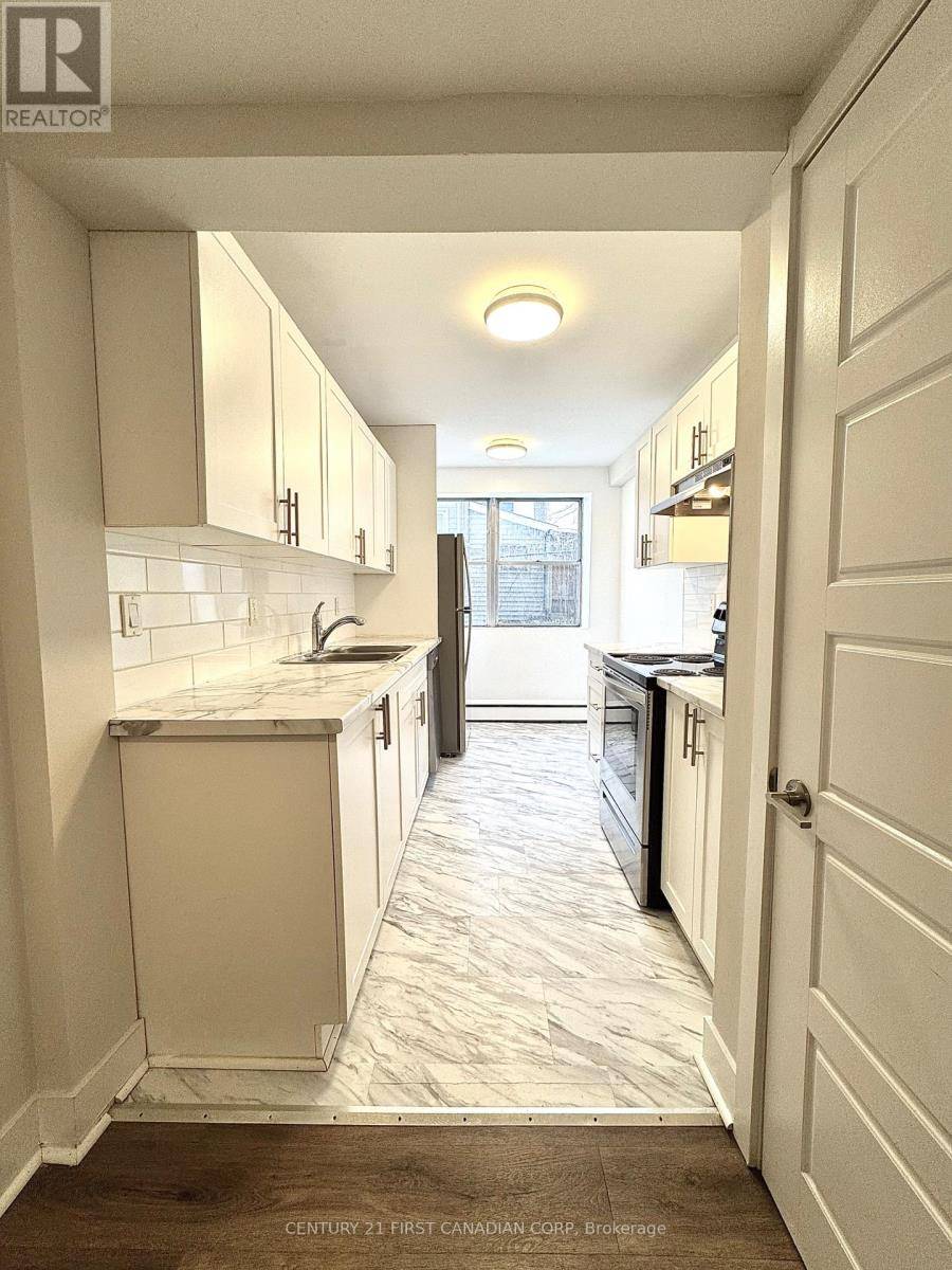 London South (south F), ON N6C4J8,75 High ST #101