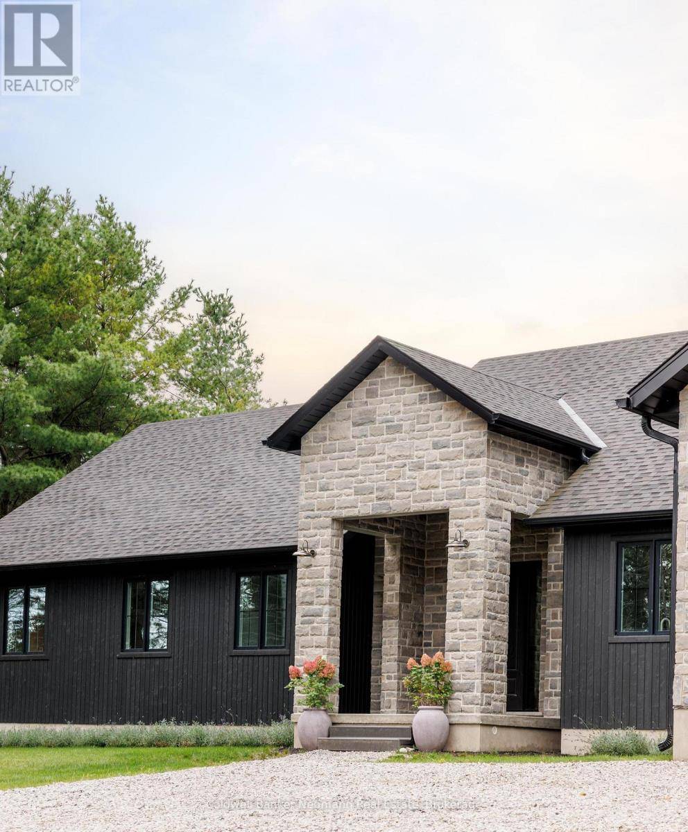 Puslinch, ON L0P1J0,4640 NASSAGAWEYA-PUSLINCH TOWNLINE ROAD