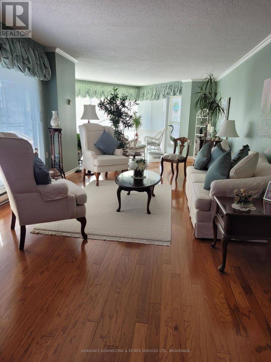 Kingston (kingston East (incl Barret Crt)), ON K7L5H6,115 Barrett CT #606