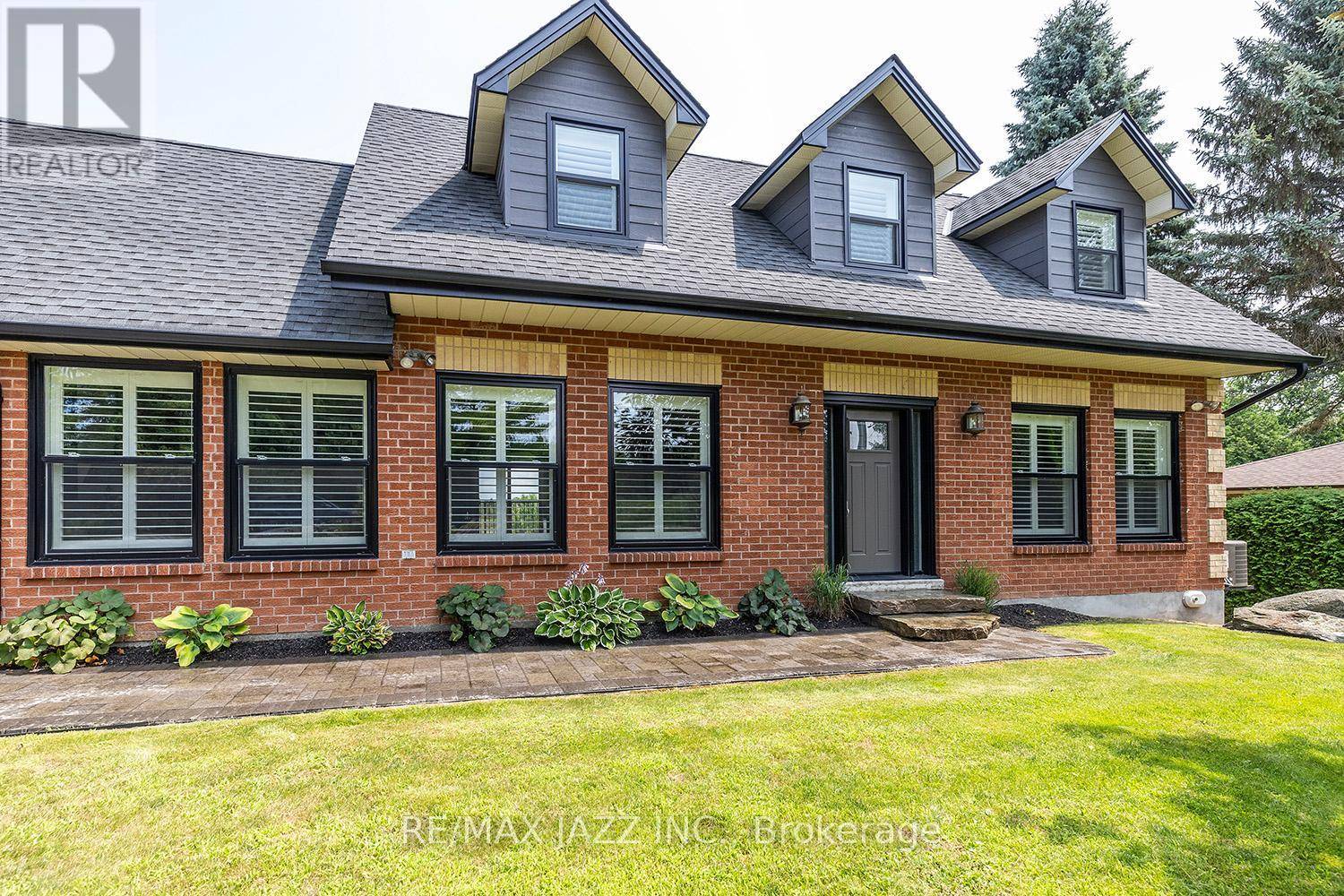 Kawartha Lakes (mariposa), ON K0M2C0,44 AINO BEACH ROAD