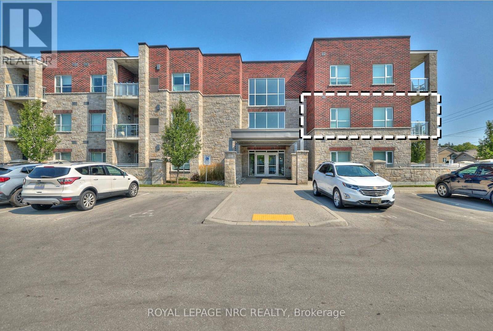 Welland (west Welland), ON L3C0H7,529 SOUTH PELHAM RD #211