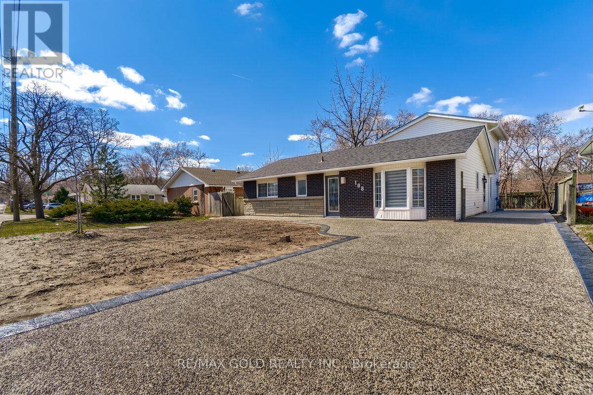 St. Catharines (glendale/glenridge), ON L2T3A3,108 JACOBSON AVENUE