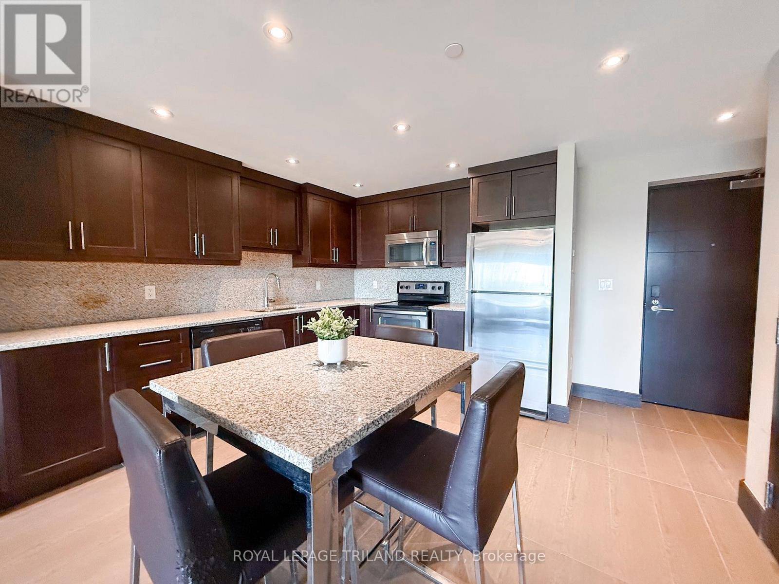 London East (east B), ON N6A0C1,1235 RICHMOND ST #806
