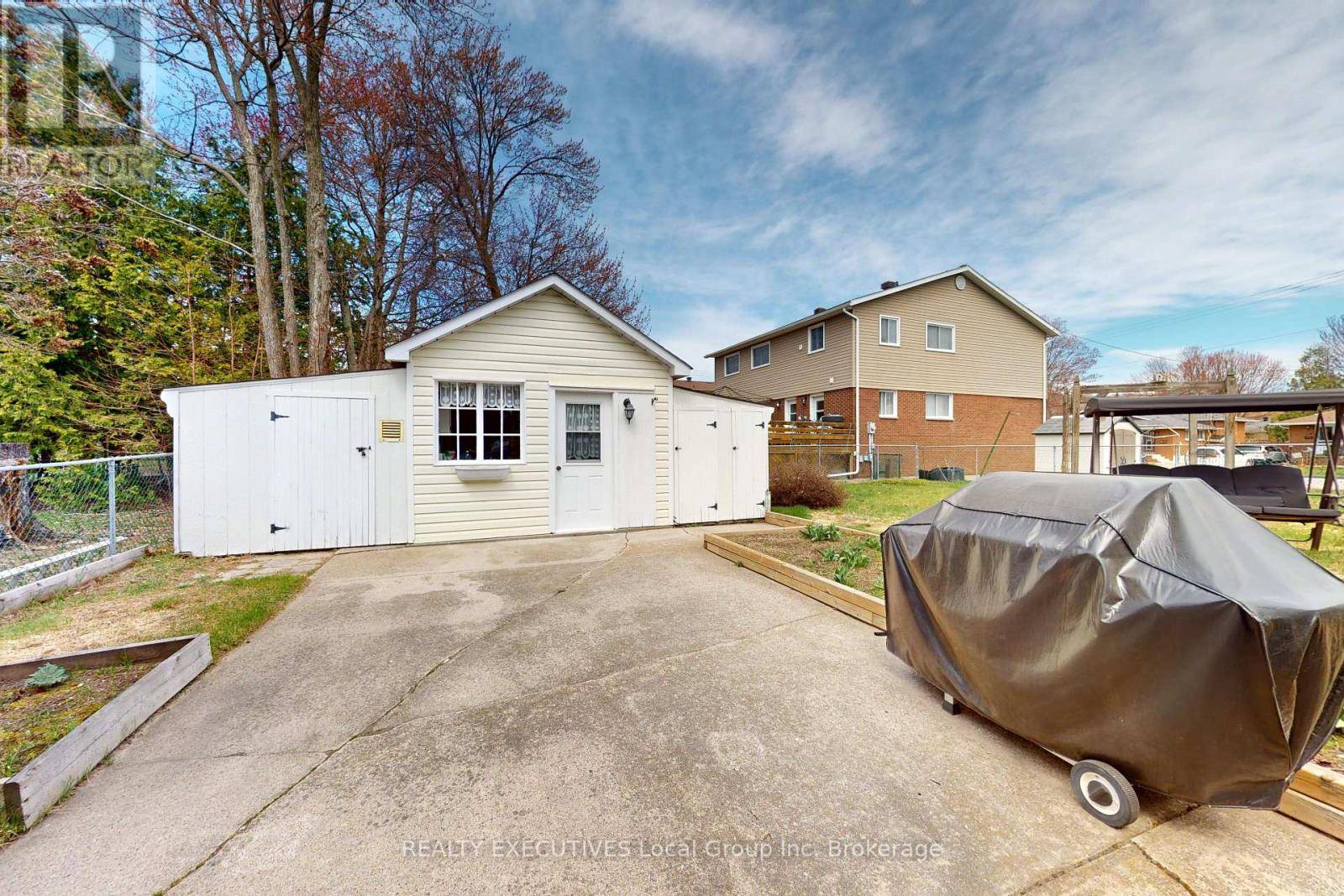 North Bay (widdifield), ON P1B7M1,494 ANGUS AVENUE