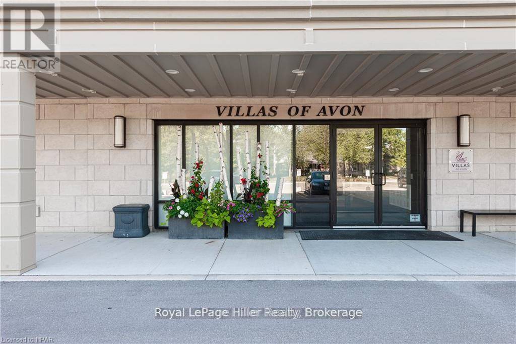 Stratford, ON N5A0G7,255 John ST #111