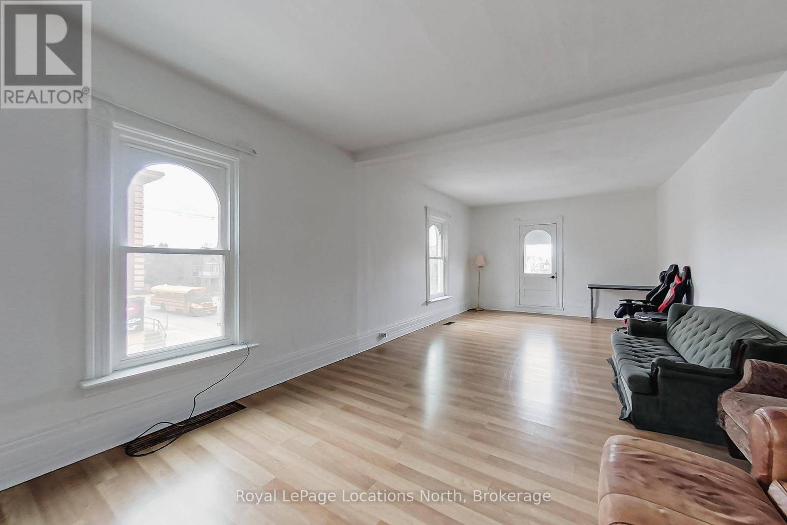 Meaford, ON N4L1N8,9 COLLINGWOOD STREET W