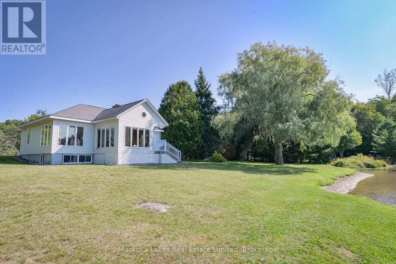Seguin, ON P0C1J0,93 STEELES ROAD