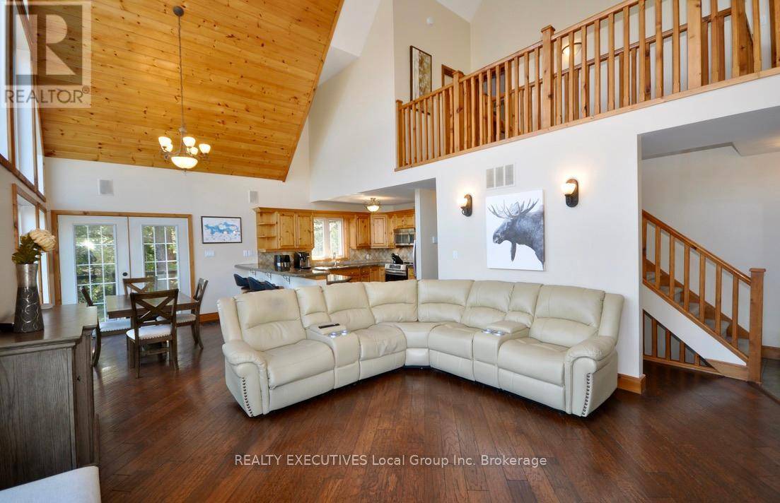 North Bay (birchaven), ON P1B8G4,400C SHOREWOOD ROAD