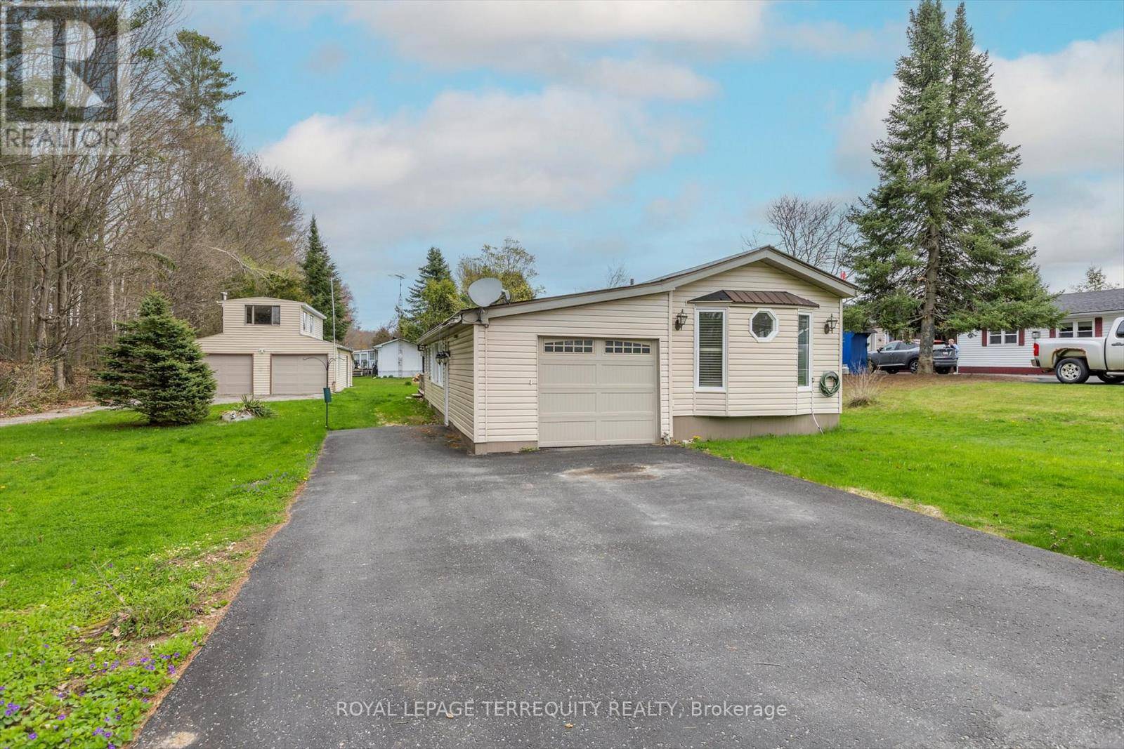 Havelock-belmont-methuen (havelock), ON K0L1Z0,65 CHANDOS STREET