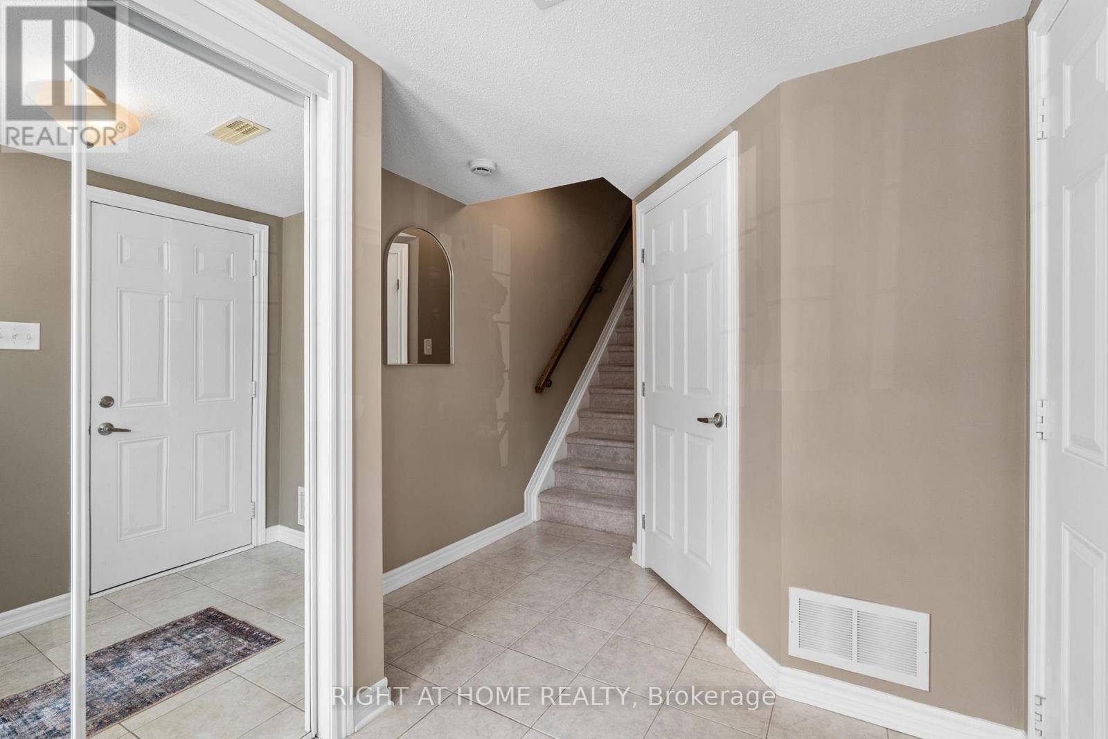 Ottawa, ON K2J0K6,2557 WATERLILLY WAY