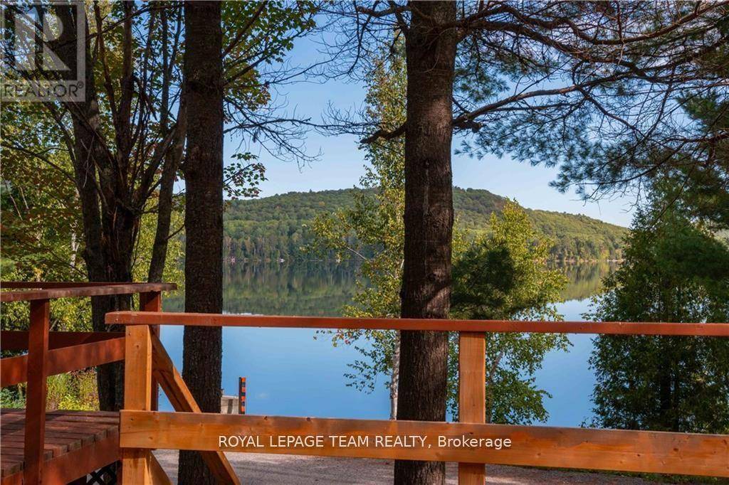 Madawaska Valley, ON K0J1B0,242 CHANONHOUSE ROAD