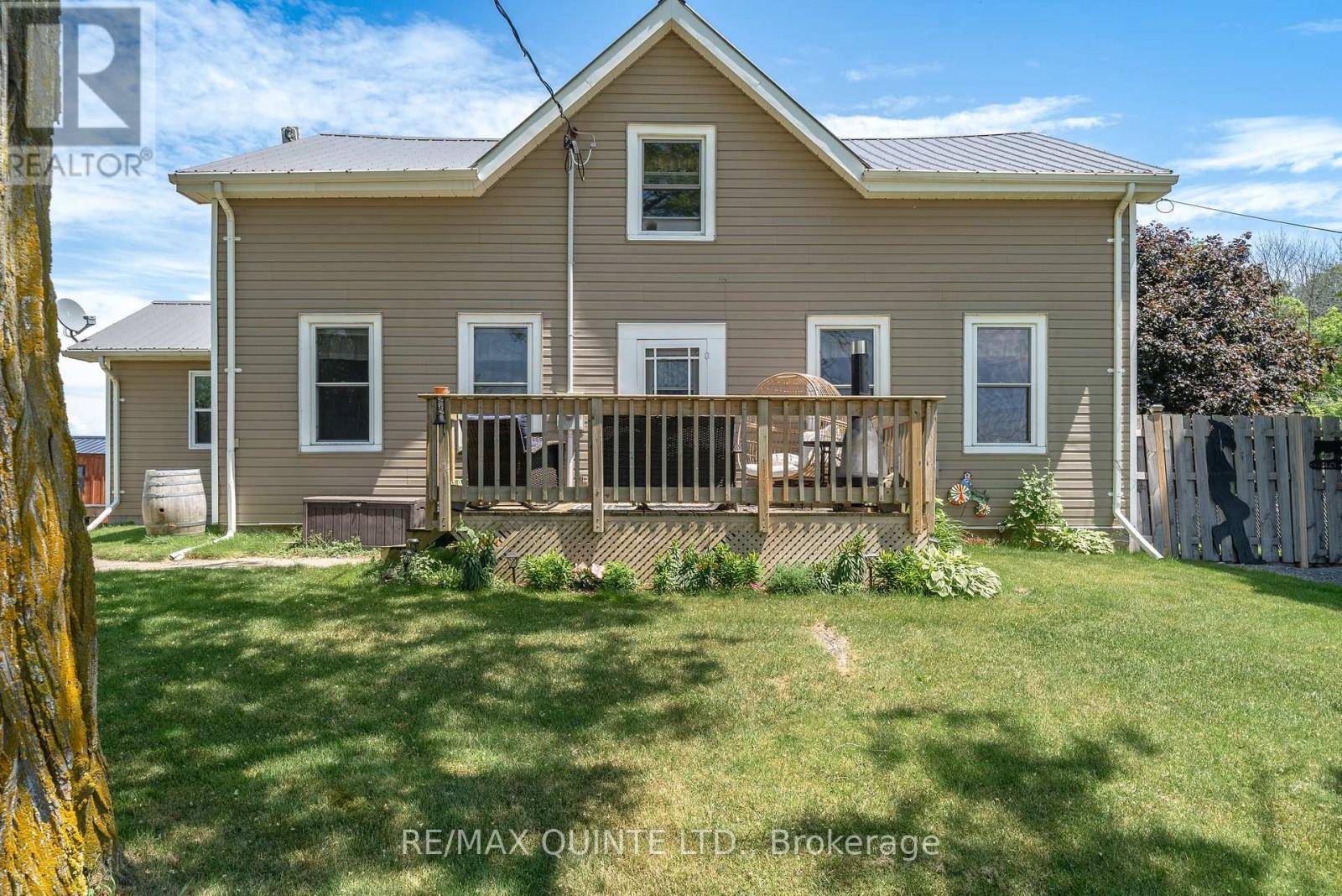 Prince Edward County (hillier), ON K0K3L0,2 BAITLEYS ROAD
