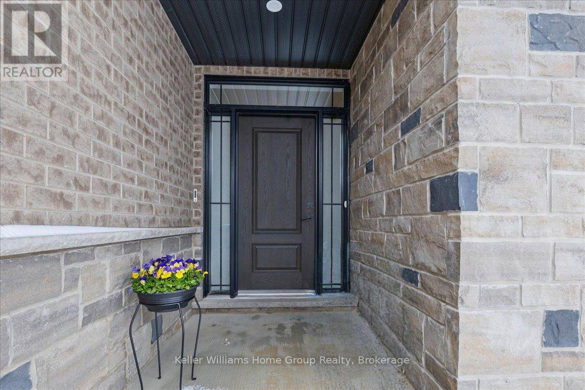 Wellington North (arthur), ON N0G1A0,113 WALSH STREET
