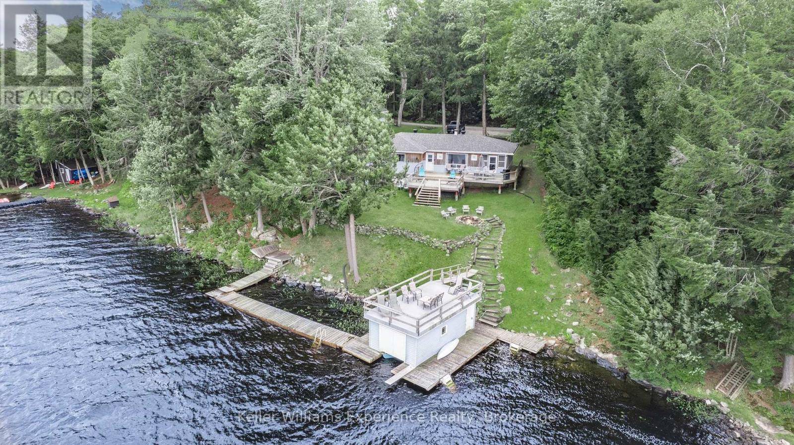 Bracebridge (draper), ON P1L1X3,1181 STAUNTON (PVT) ROAD