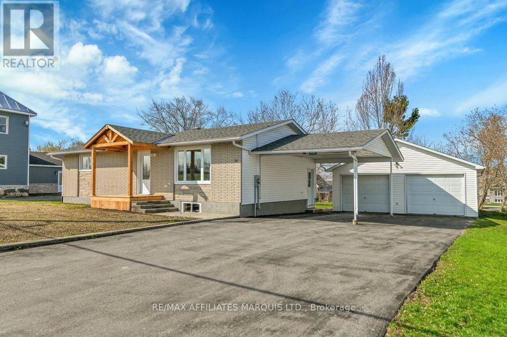 North Stormont, ON K0C1W0,2140 VALLEY STREET
