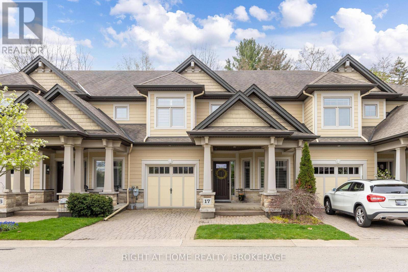 Lincoln (lincoln-jordan/vineland), ON L0R1S0,2880 King ST #17