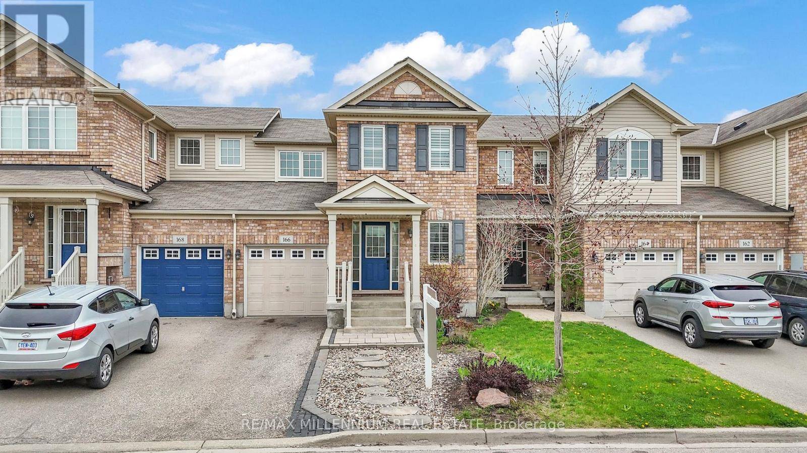 Cambridge, ON N3C0C3,166 SILVERTHORNE DRIVE