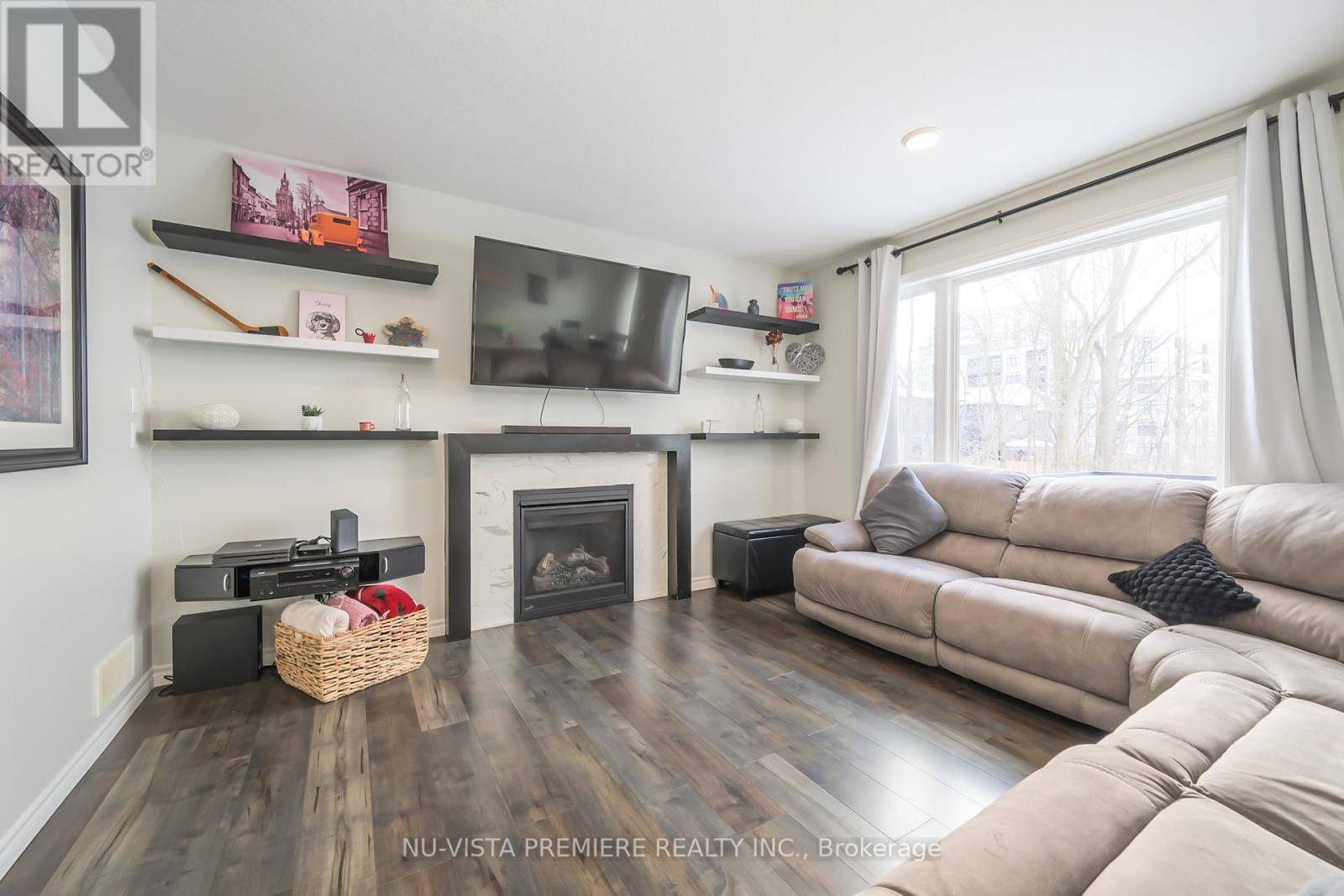 London North (north I), ON N6H5L4,457 JESSICA WAY ROAD